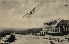 14578 Gezicht op een logiesgebouw op de vliegbasis Soesterberg te Soesterberg (gemeente Soest).